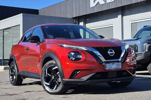 2024 Nissan JUKE ST F16