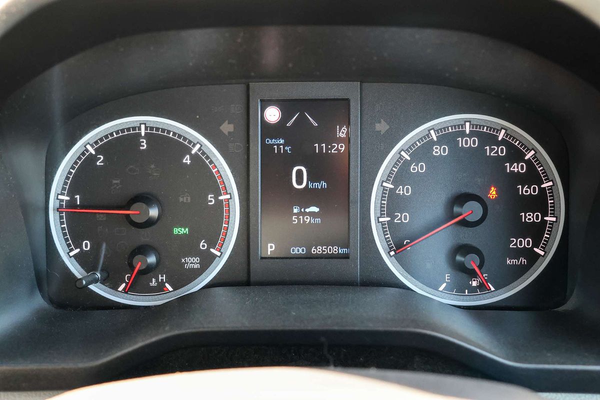 2022 Toyota Hiace GDH320R ELWB High Roof image 19