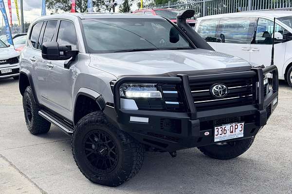 2025 Toyota Landcruiser GX FJA300R