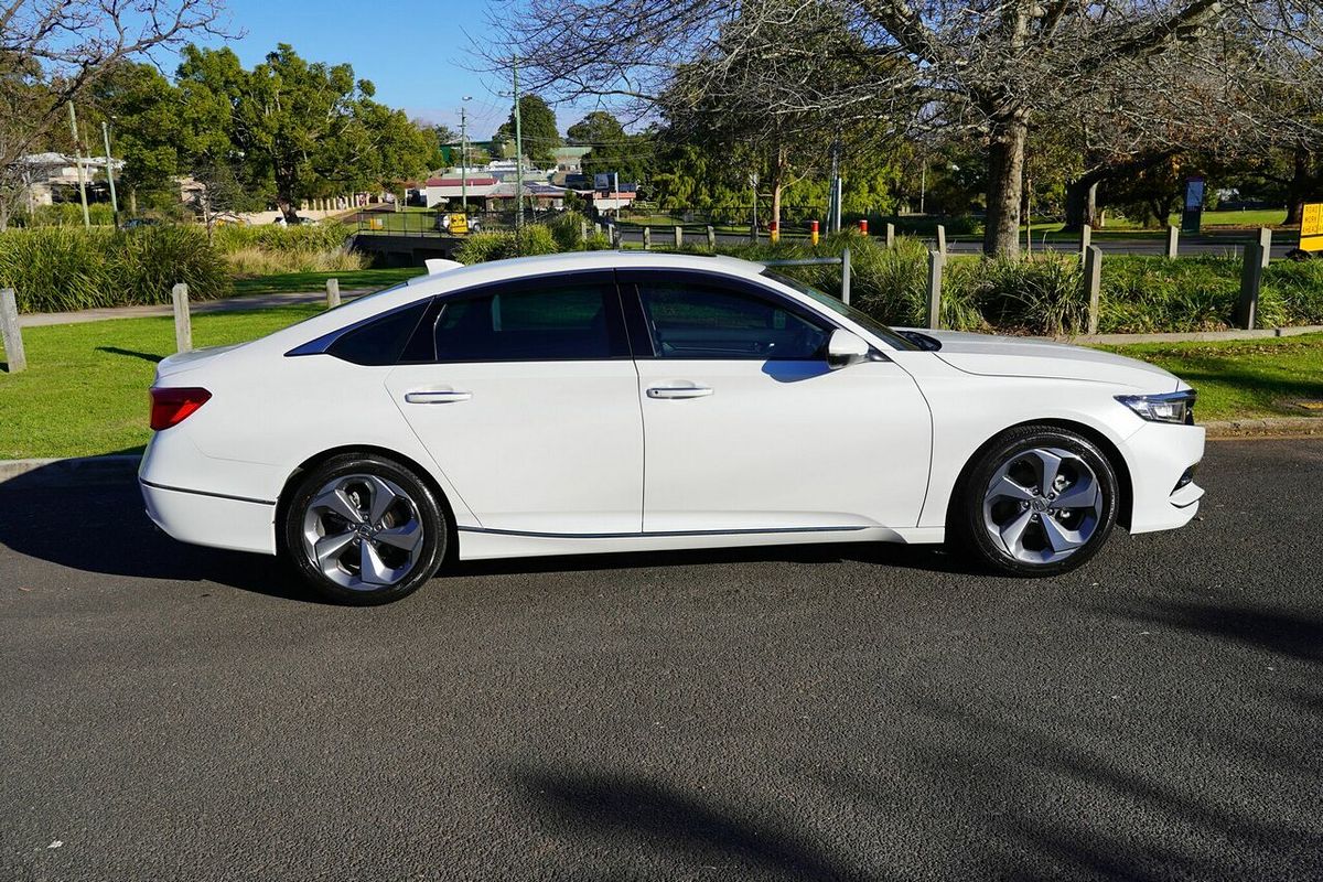 2020 Honda Accord VTi-LX 10th Gen
