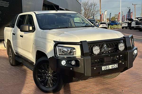 2025 Mitsubishi Triton GLX-R MV 4X4