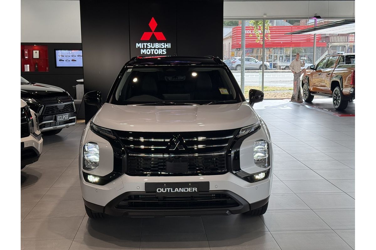 2026 Mitsubishi Outlander LS ZM