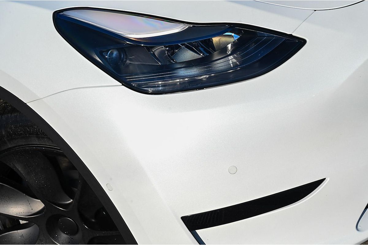 2023 Tesla Model Y Rear-Wheel Drive