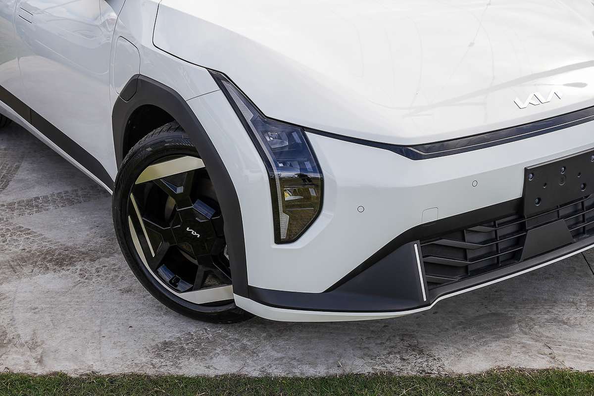 2025 Kia EV3 Earth Long Range SV