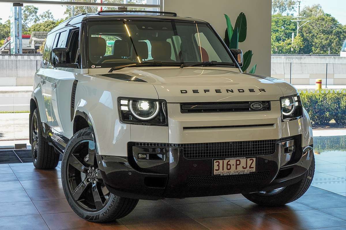 2025 Land Rover Defender 130 D350 X-Dynamic SE L663