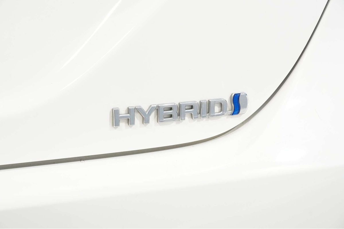 2020 Toyota Camry Ascent Sport AXVH71R