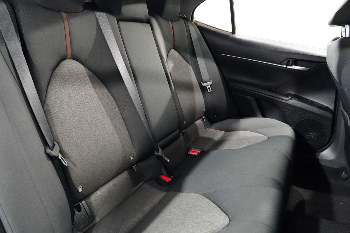 2020 Toyota Camry Ascent Sport AXVH71R