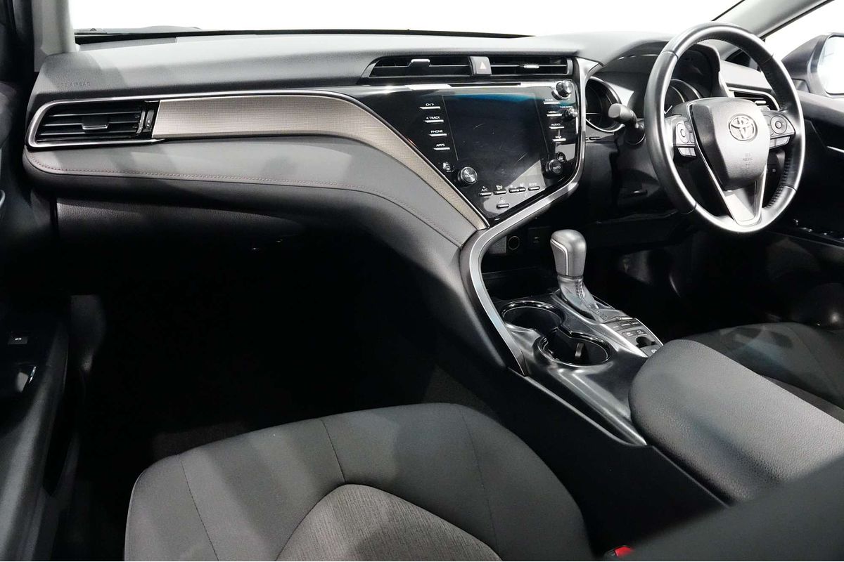 2020 Toyota Camry Ascent Sport AXVH71R