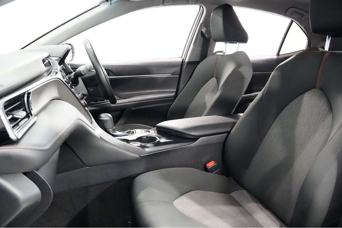 2020 Toyota Camry Ascent Sport AXVH71R