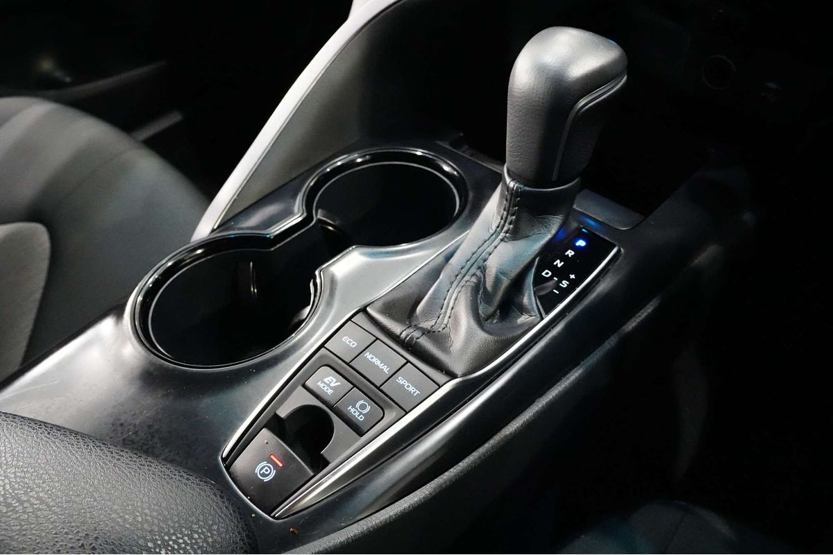 2020 Toyota Camry Ascent Sport AXVH71R