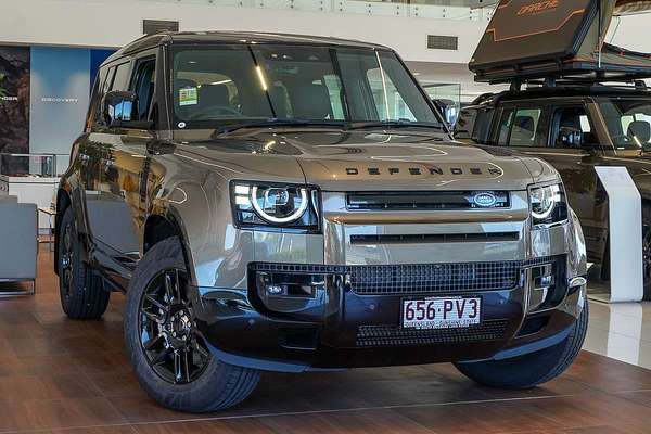 2025 Land Rover Defender 110 D350 X-Dynamic SE L663