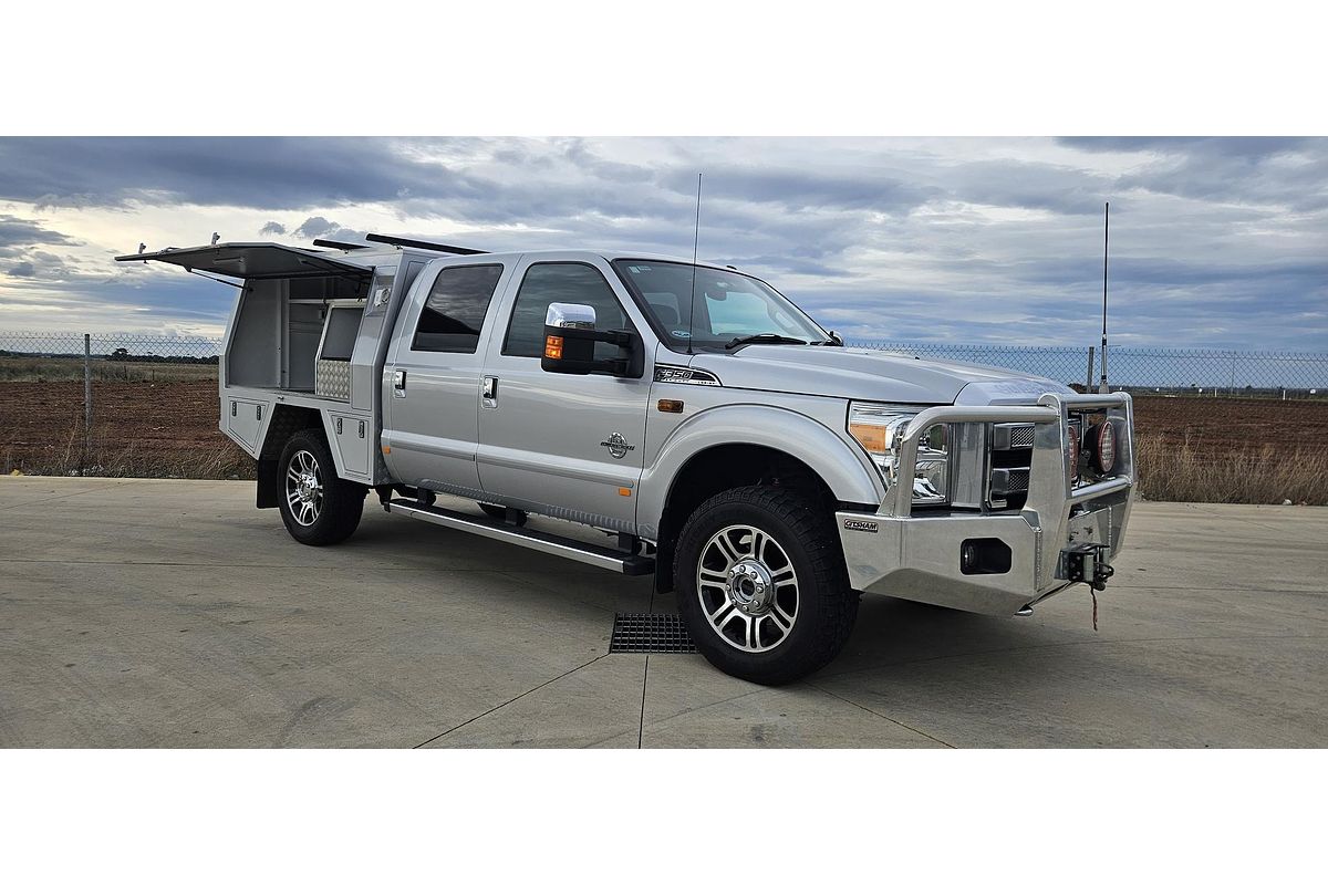 2013 Ford F350 Platinum 4X4 image 16
