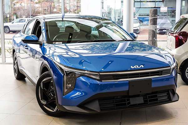 2025 Kia K4 Sport+ CL4m