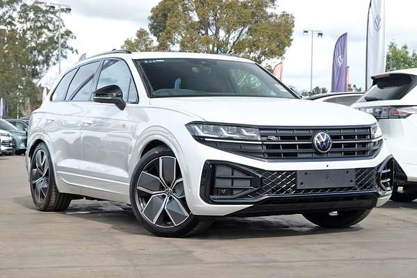 2025 Volkswagen Touareg 210TDI Wolfsburg Edition RC