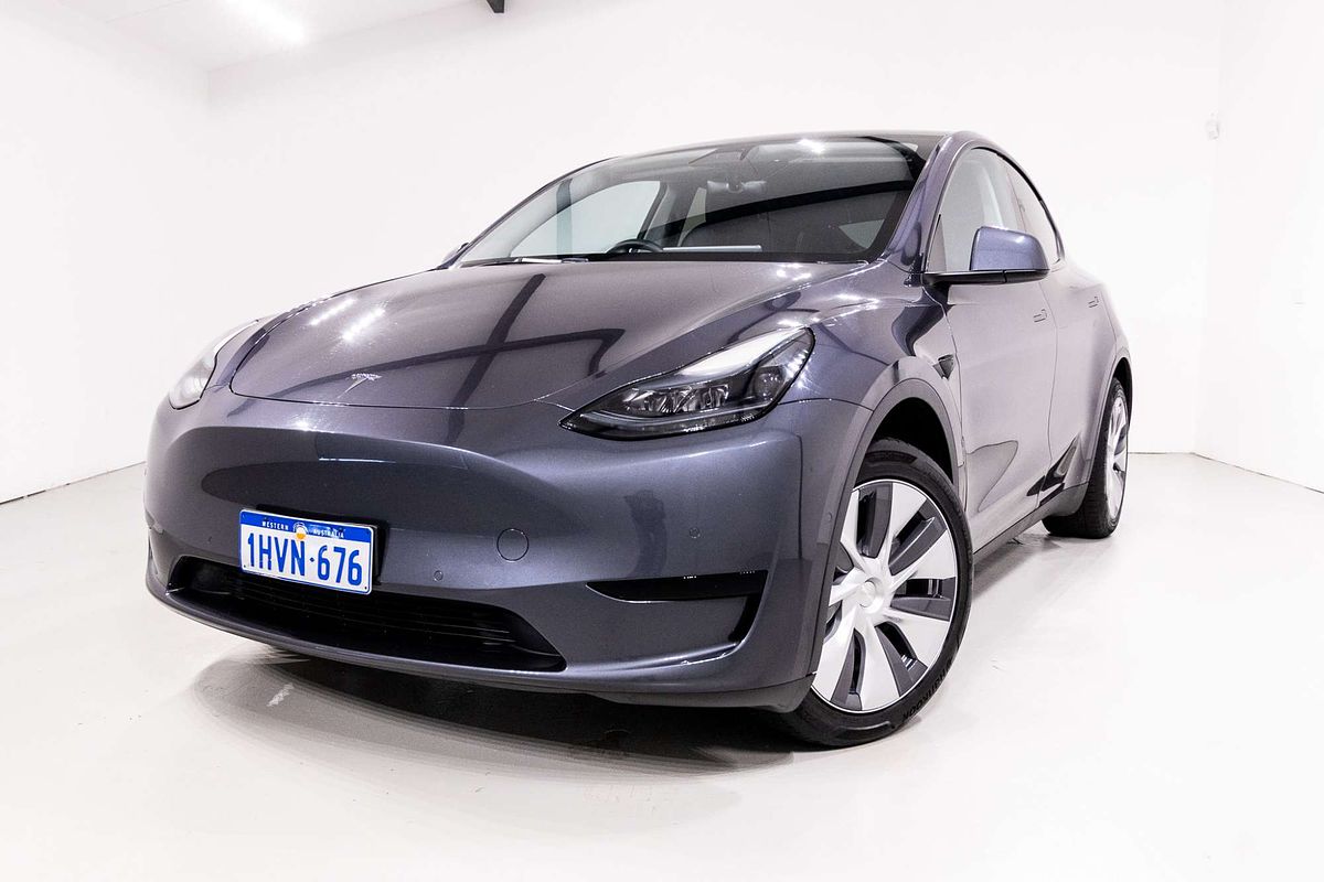 2023 Tesla Model Y Rear-Wheel Drive
