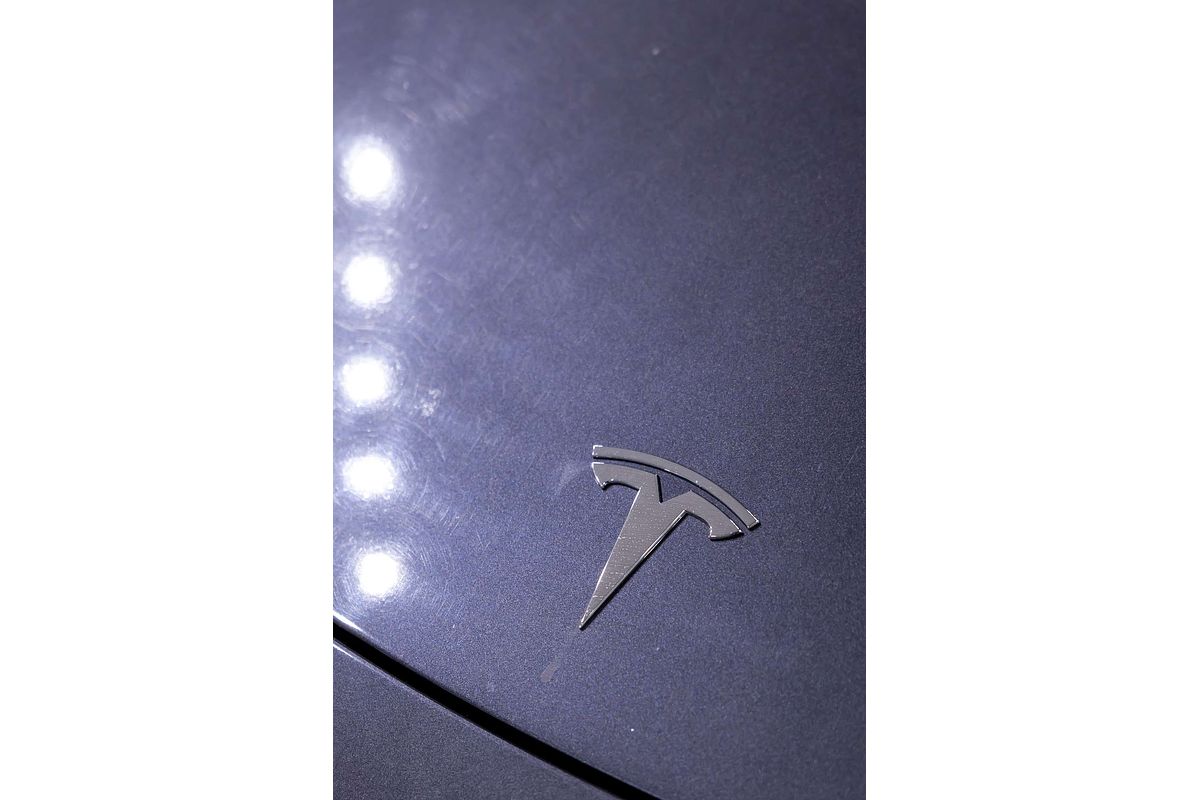 2023 Tesla Model Y Rear-Wheel Drive