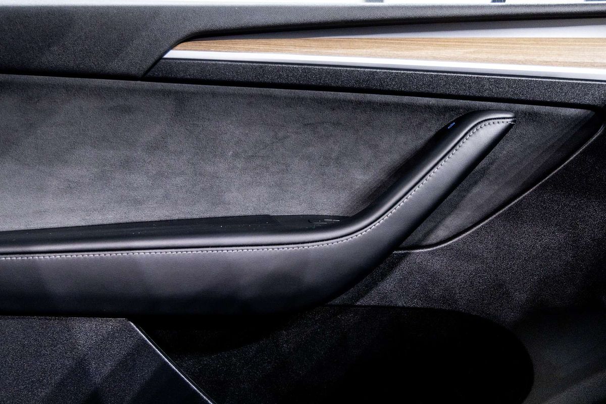 2023 Tesla Model Y Rear-Wheel Drive