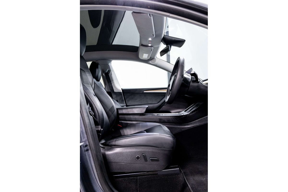 2023 Tesla Model Y Rear-Wheel Drive