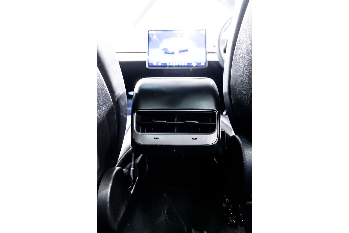 2023 Tesla Model Y Rear-Wheel Drive
