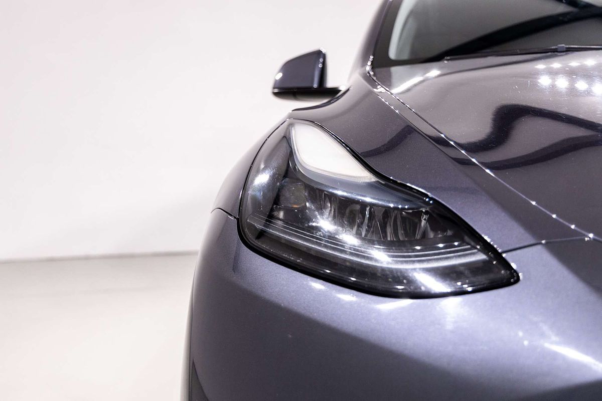 2023 Tesla Model Y Rear-Wheel Drive