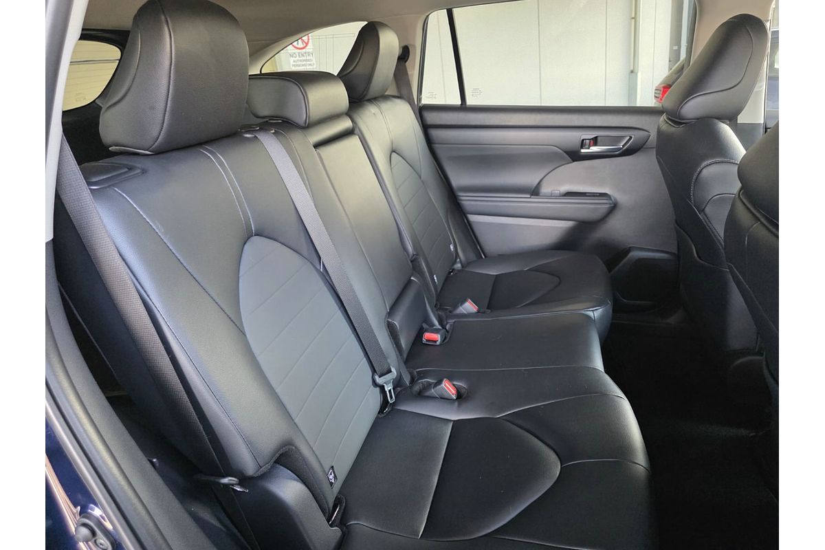 2025 Toyota Kluger GXL AXUH78R image 15