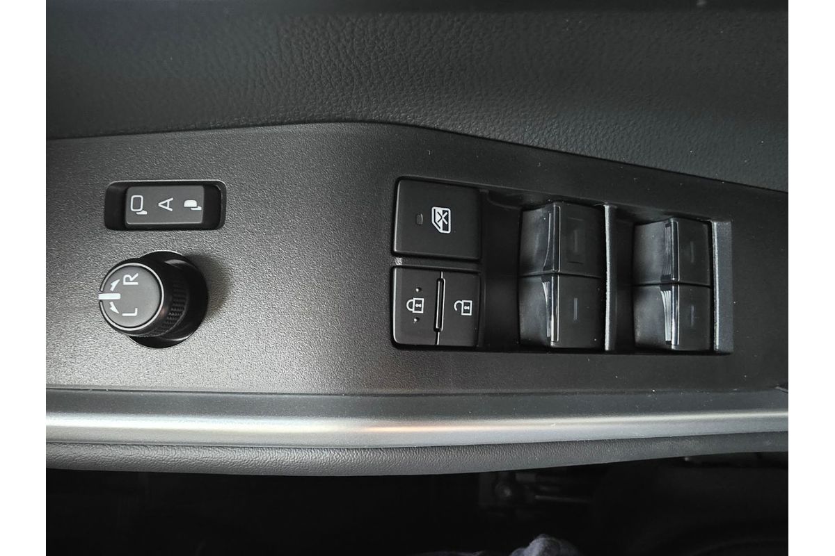 2025 Toyota Kluger GXL AXUH78R image 19