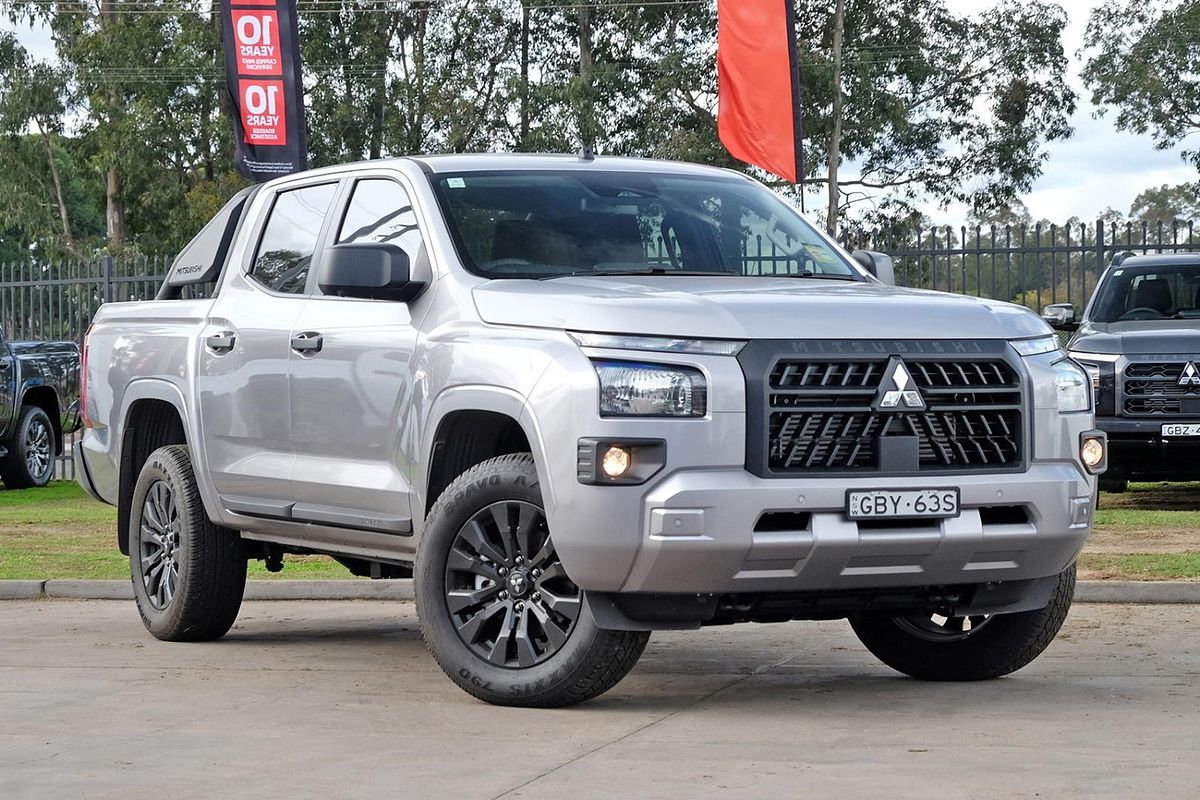 2025 Mitsubishi Triton GLX-R MV 4X4