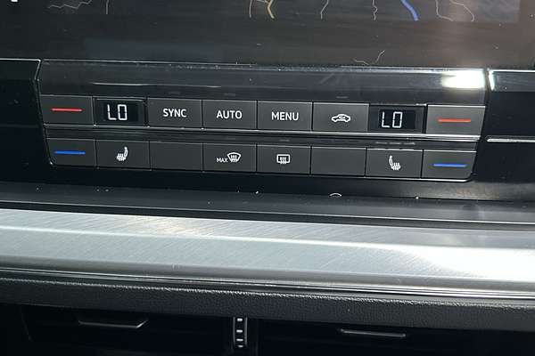 2019 Volkswagen Touareg 190TDI Launch Edition CR thumb-16
