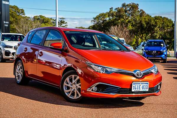 2017 Toyota Corolla Ascent Sport ZRE182R