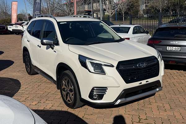 2022 Subaru Forester Hybrid L S5