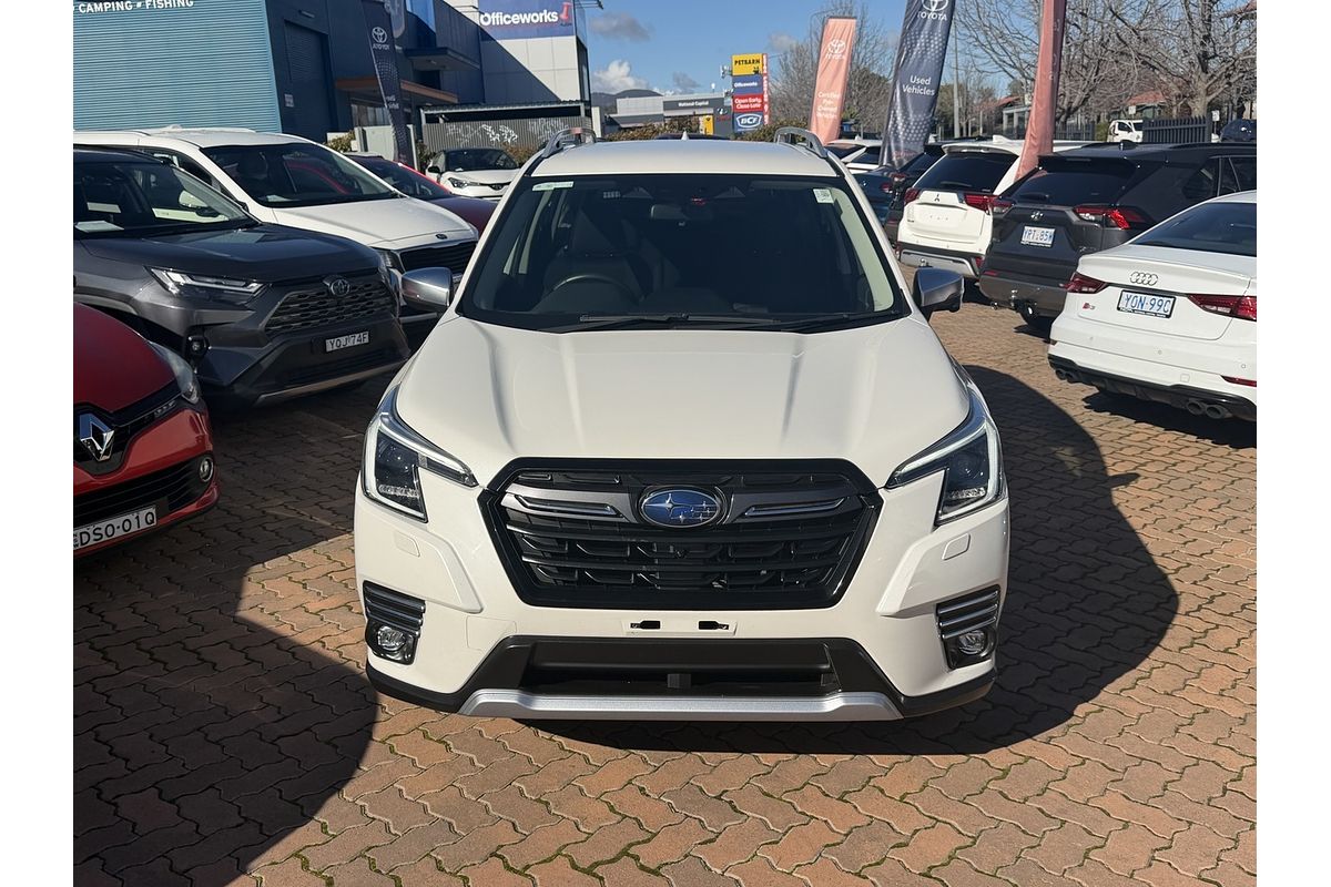 2022 Subaru Forester Hybrid L S5