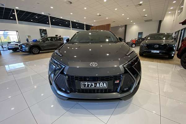 2024 Toyota C-HR GR Sport MAXH25R thumb-3
