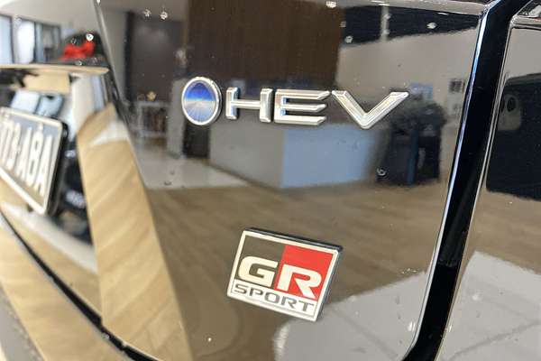 2024 Toyota C-HR GR Sport MAXH25R thumb-15