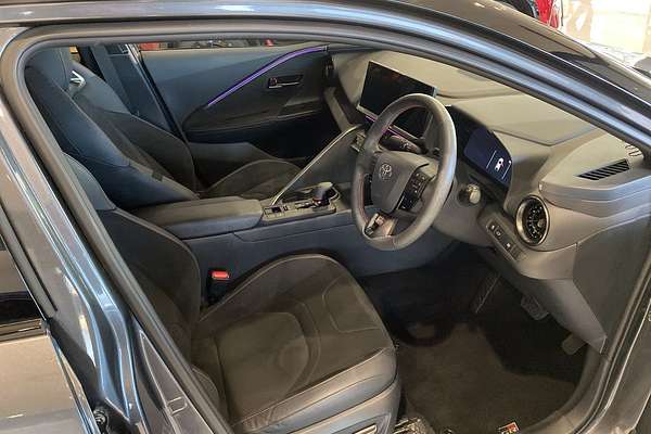 2024 Toyota C-HR GR Sport MAXH25R thumb-24