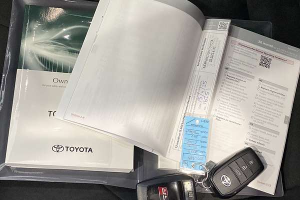 2024 Toyota C-HR GR Sport MAXH25R thumb-41