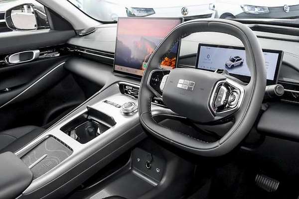 2026 Geely Starray EM-i Inspire Extended Range P145 thumb-8