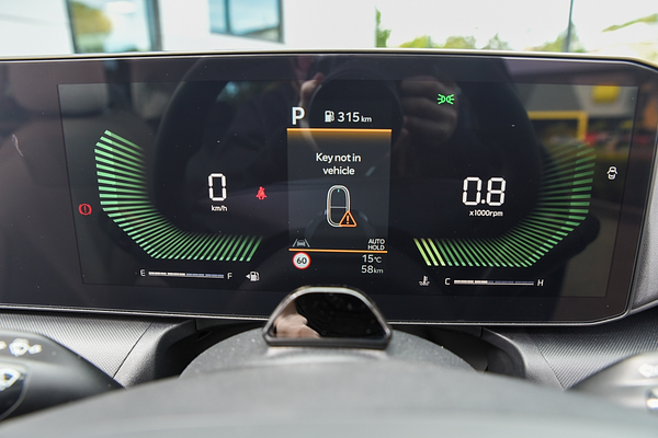 2026 Kia K4 S CL4m thumb-10