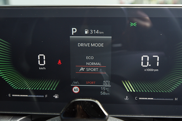 2026 Kia K4 S CL4m thumb-14