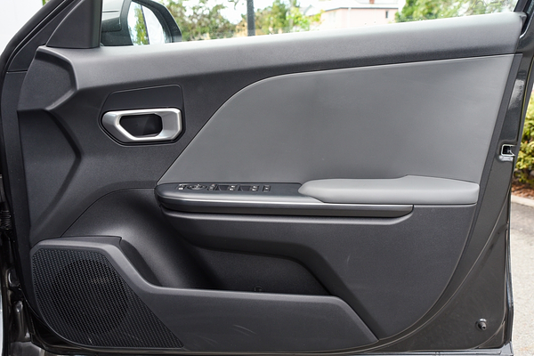 2026 Kia K4 S CL4m thumb-15