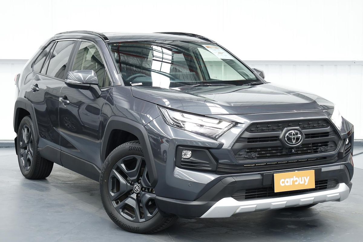 2022 Toyota RAV4 Edge AXAA54R