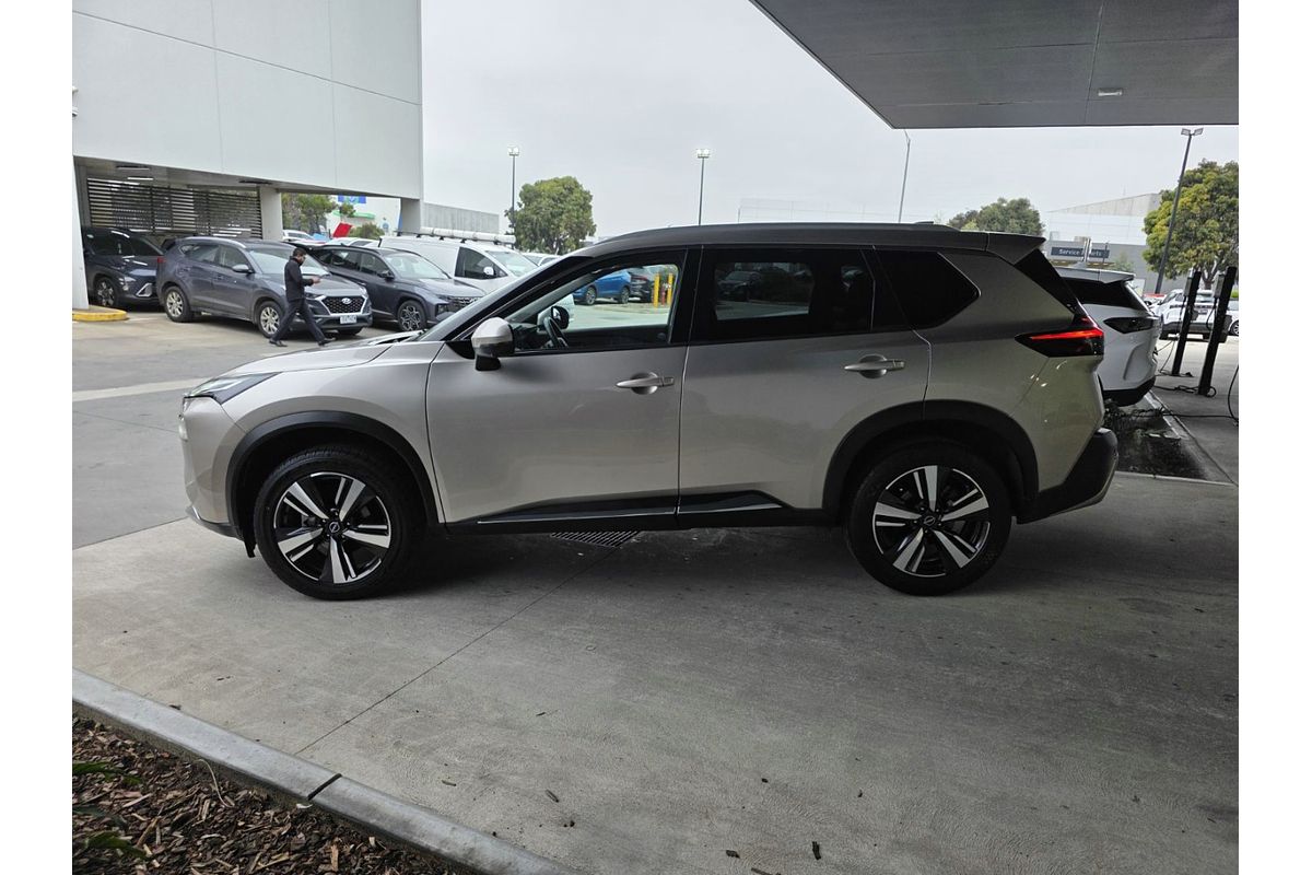 2023 Nissan X-TRAIL Ti-L T33 image 4