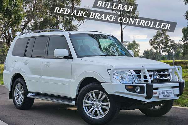 2014 Mitsubishi Pajero VR-X NW