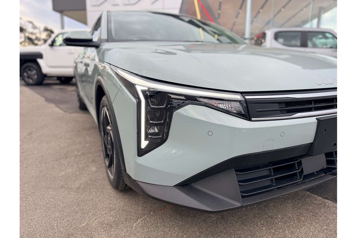 2025 Kia K4 Sport CL4m