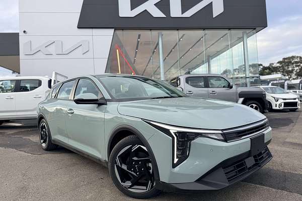 2025 Kia K4 Sport CL4m