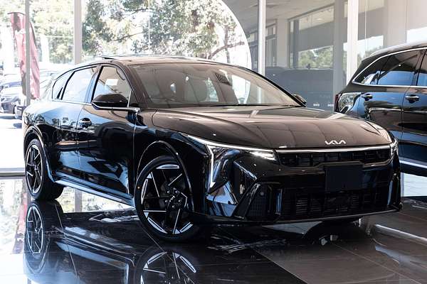 2026 Kia K4 GT-Line CL4m