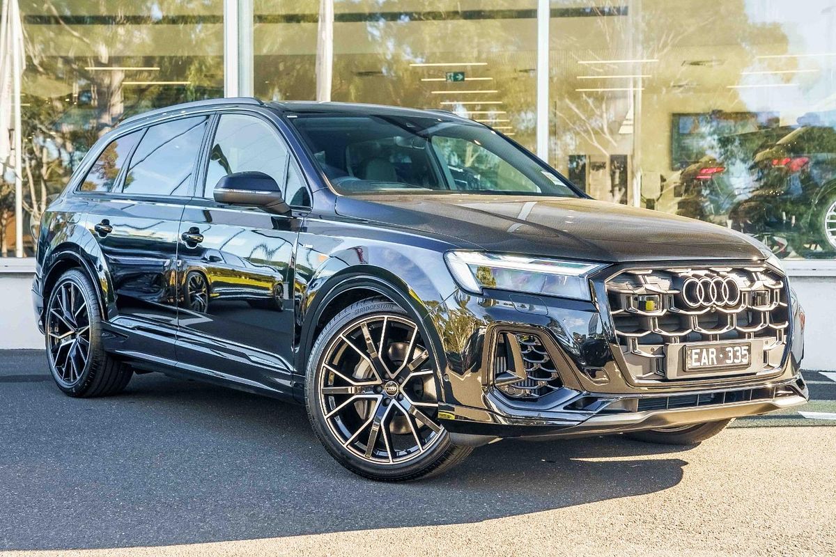 2026 Audi Q7 TFSI 250kW S line 4M