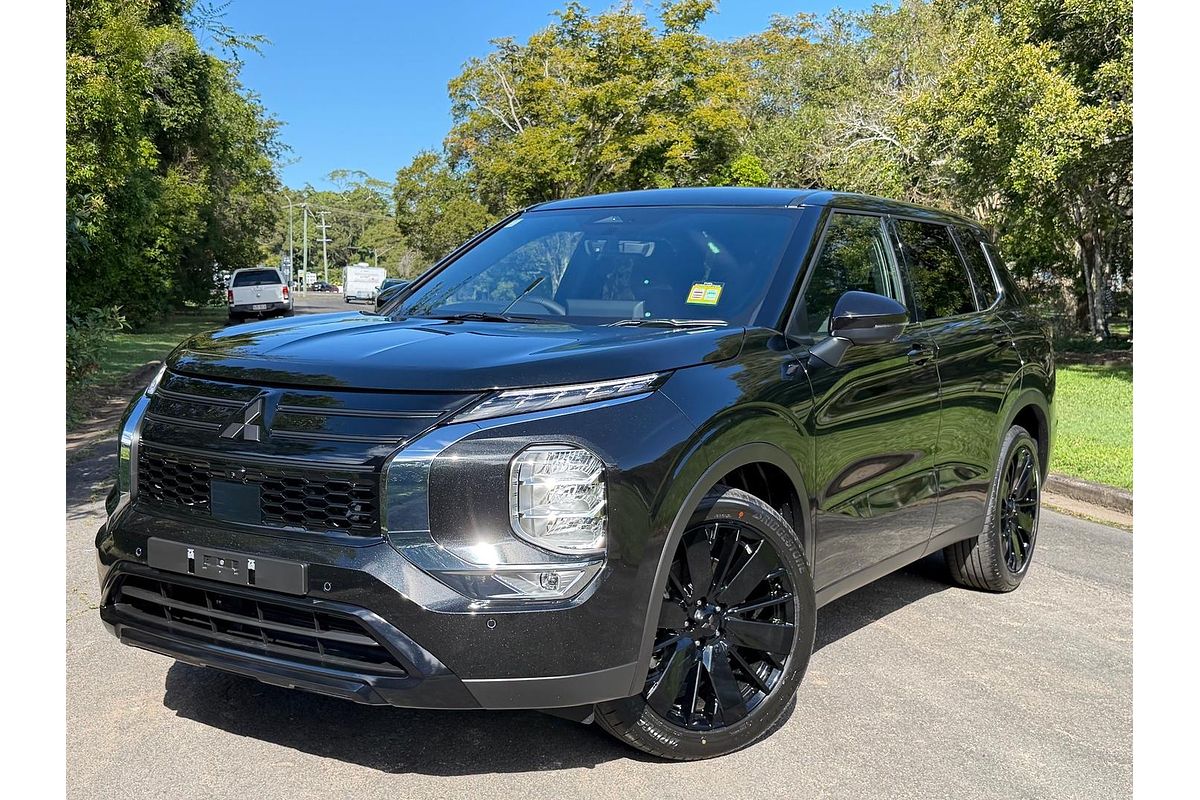 2026 Mitsubishi Outlander Black Edition ZM