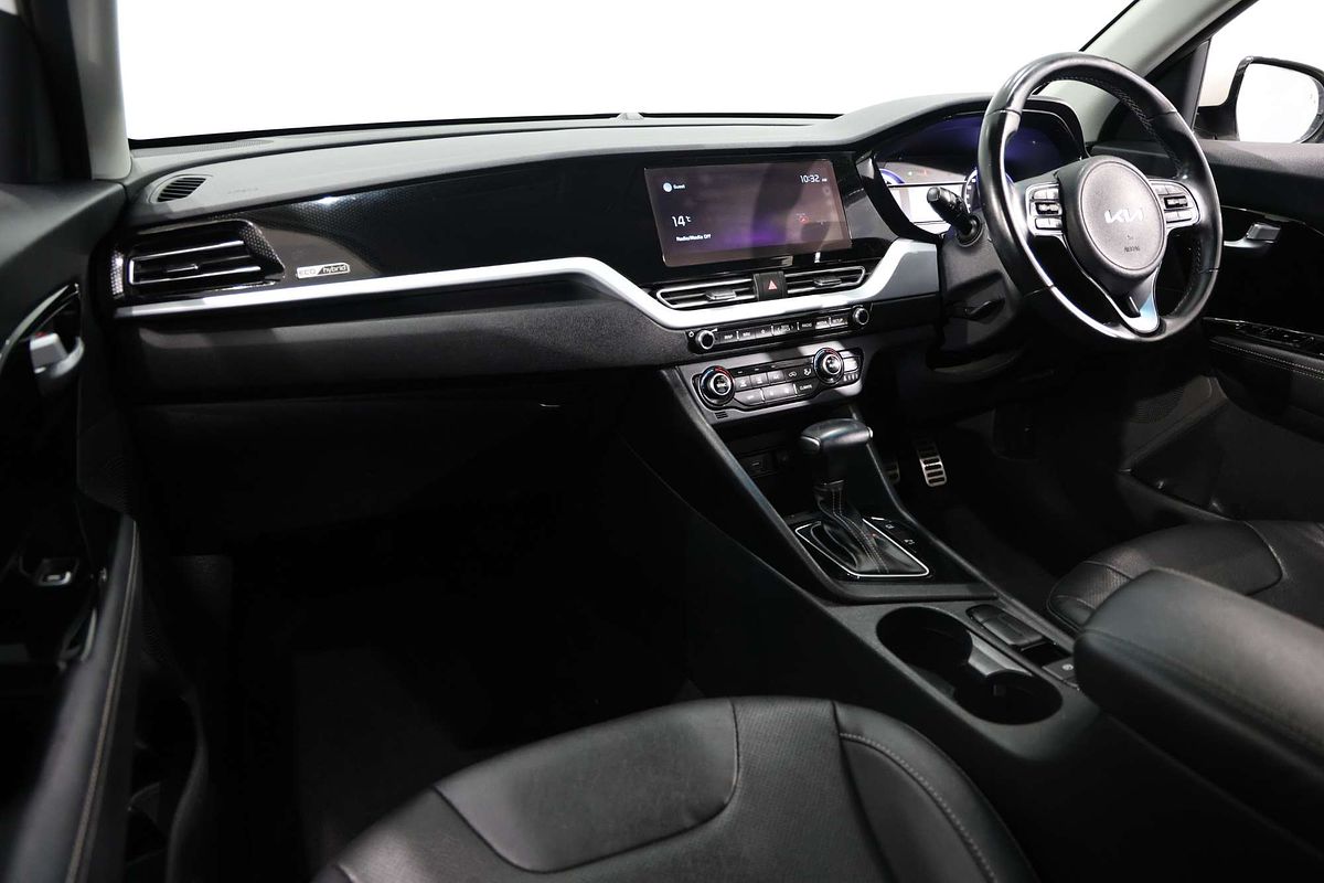 2021 Kia Niro Hybrid Sport DE