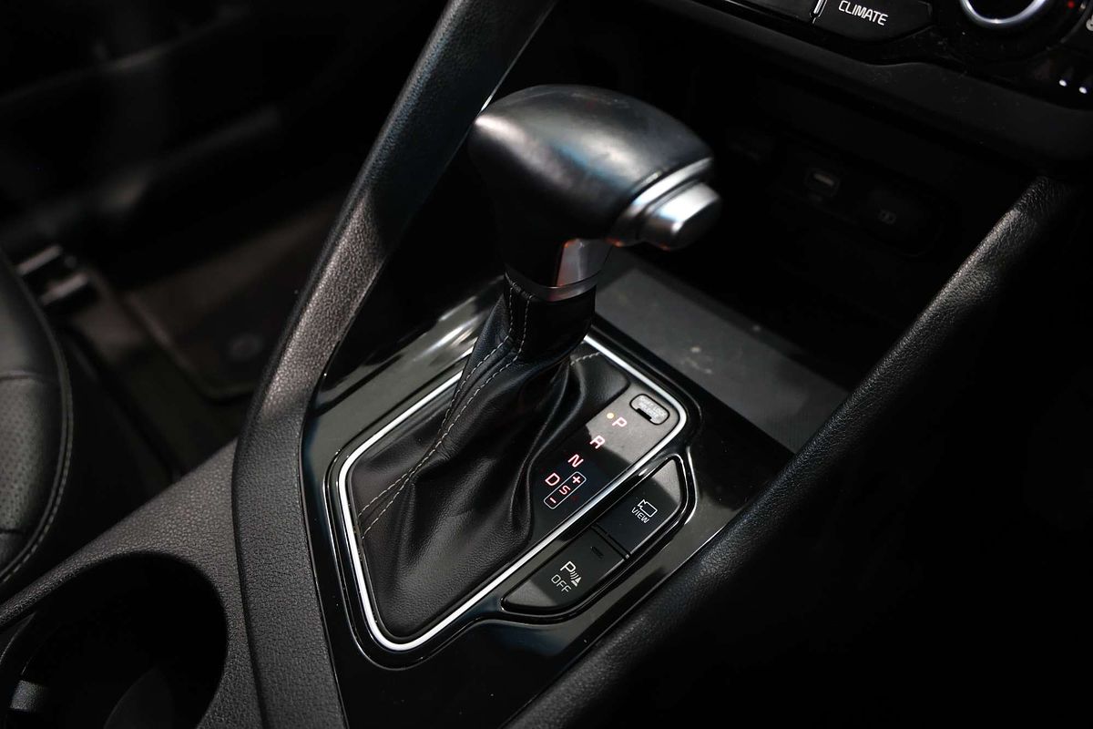 2021 Kia Niro Hybrid Sport DE