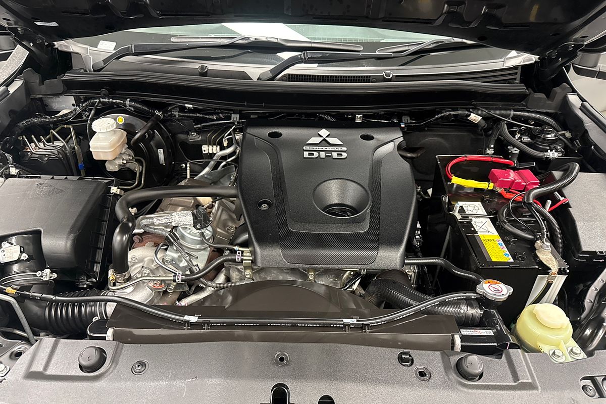 2019 Mitsubishi Triton GLX+ MR 4X4